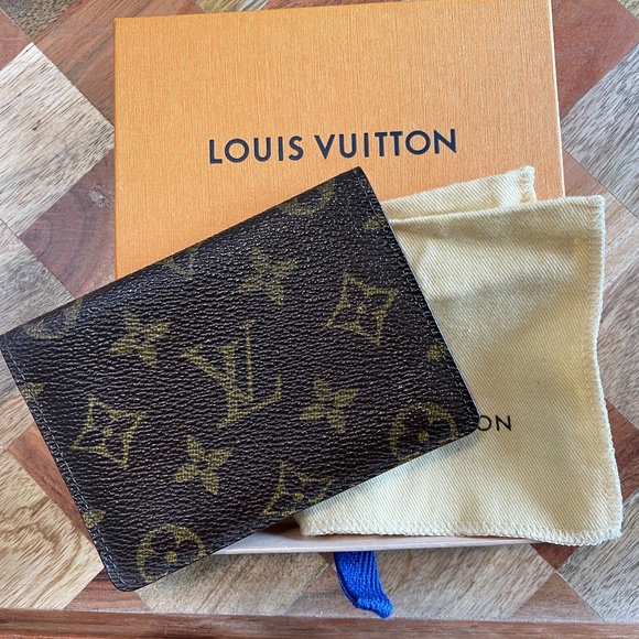 Louis Vuitton Other - 4534 LOUIS VUITTON Monogram Canvas Card Wallet W/ box and dust cover